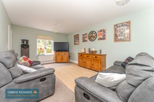 Sitting Room- click for photo gallery